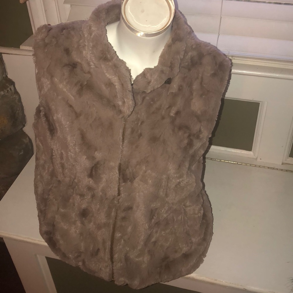 SANCTUARY FAUX FUR VEST SZ SMALL